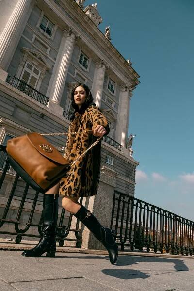 LAURA CHAPMAN PHOTOGRAPHY - BRAND CAMPAIGN: CUPLÉ
