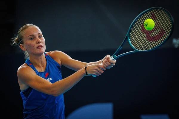 Polina Kudermetova races past Wang Xinyu in Brisbane for second Top 50 win