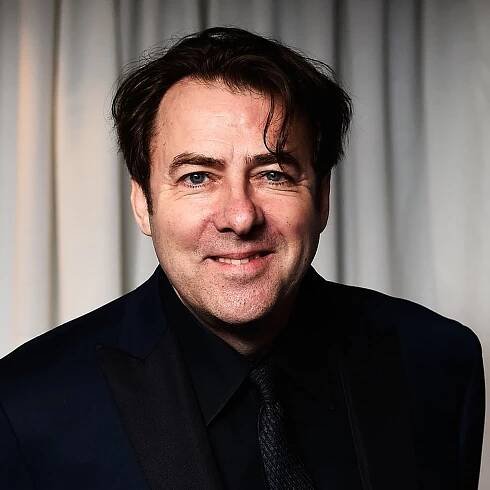 Jonathan Ross says we should only shower once a week – is he right?