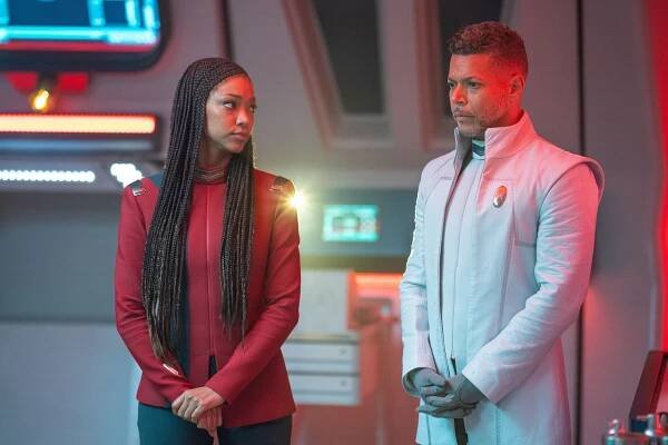 Sonequa Martin-Green, Wilson Cruz - Star Trek: Discovery - Erigah - Z filmu