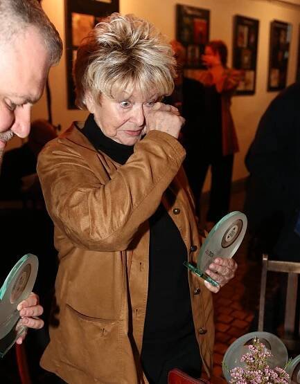 Důležitý krok Menzelové: Pomoc »pyšné princezně« Vránové (93)