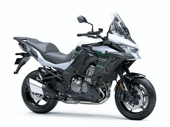 Plexi štíty Kawasaki Versys – čiré a kouřové