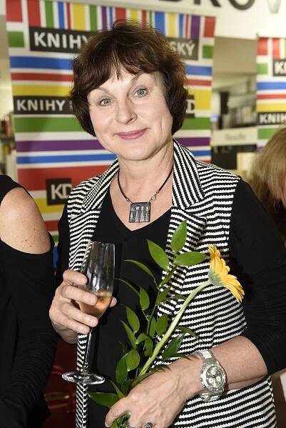 Dabérka Moniky z Přátel a exmanželka Petra Rychlého má už tři vnoučata: Jsem zamilovaná babička, říka