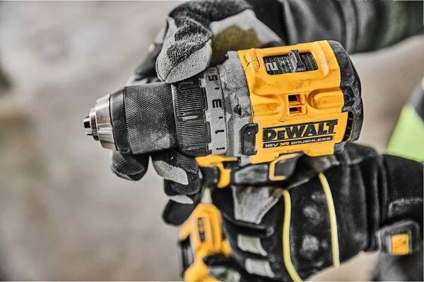 DeWALT DCD800E2T