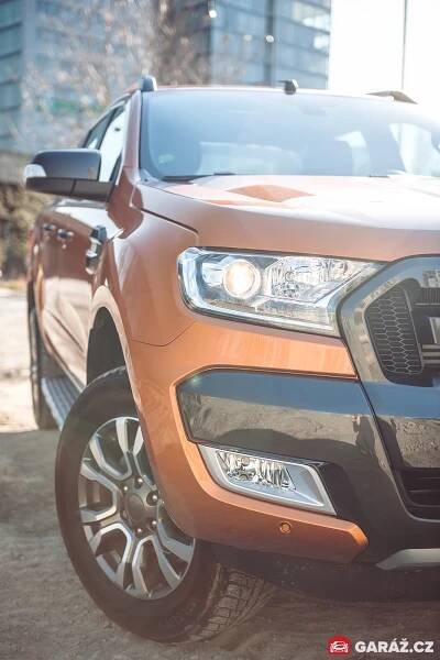 Ford Ranger Wildtrack 3.2 TDCi - Sláma v polobotkách