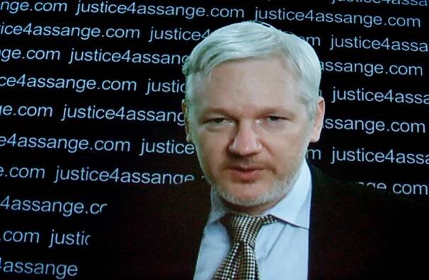 WikiLeaks zverejní milión dokumentov. Môžu ovplyvniť prezidentské voľby v USA