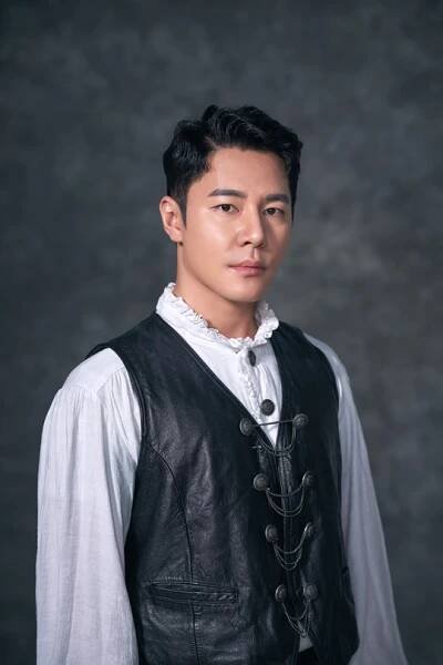 Lee Kyu-Hyung-1983-p1.jpg