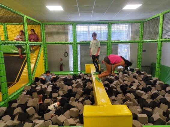 Jump Arena Sokolov - V. třída - Oficiální stránky Základní školy a mateřské školy Oloví