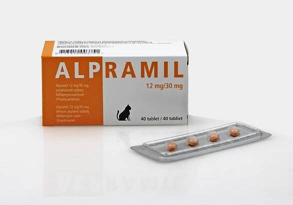 Alpramil 12 mg/30 mg potahované tablety pro kočky s hmotností alespoň 3 kg