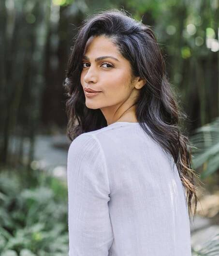7 Beauty Essentials Camila Alves McConaughey Can't Live Without