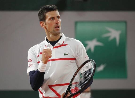 Novak Djokovič postoupil do semifinále Roland Garros | iROZHLAS - spolehlivé zprávy