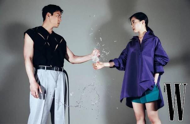 Ji Chang Wook a Choi Sung Eun se v rozhovoru pro W Korea zaměřili na seriál Sound of Magic a své dětství