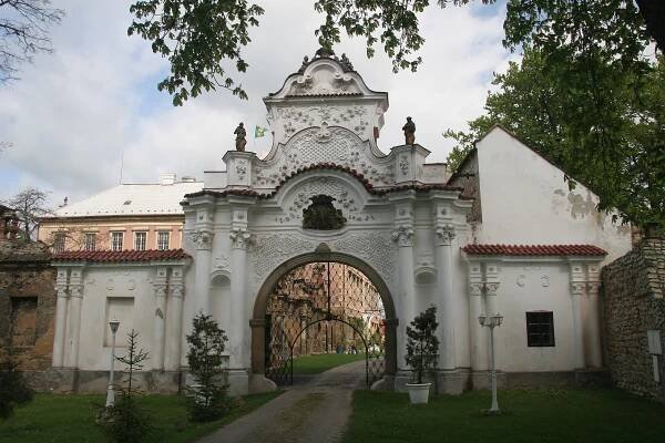 Římskokatolická farnost Liběšice u Žatce – Wikipedie