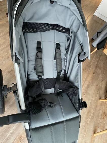 Thule Urban Glide 2 Dark Shadow 2020