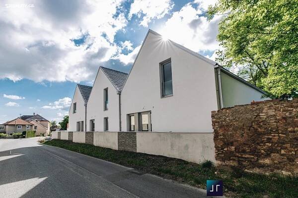 Prodej  rodinného domu 191 m², pozemek 312 m², Nučice, okres Praha-západ