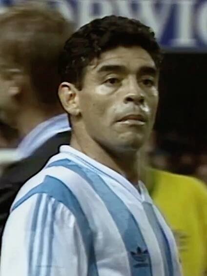 MARADONA FOI MELHOR QUE PELÉ?