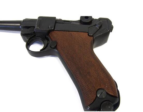 Pistole Parabellum Luger P08 dřevo - dekorační replika DENIX D-M-1143 L-11