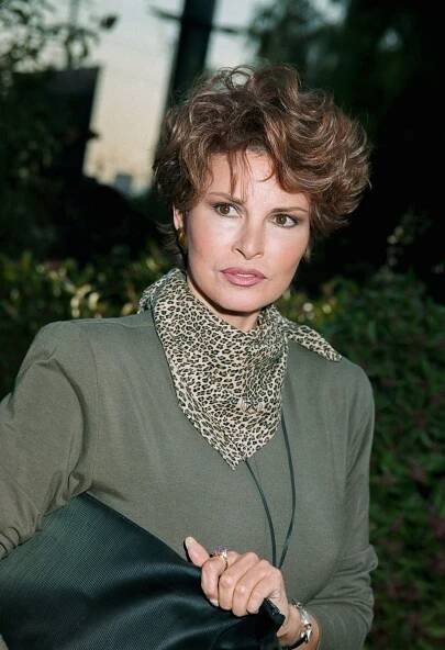 Zemřela sexbomba 70. let Raquel Welchová. Hrála po boku Belmonda