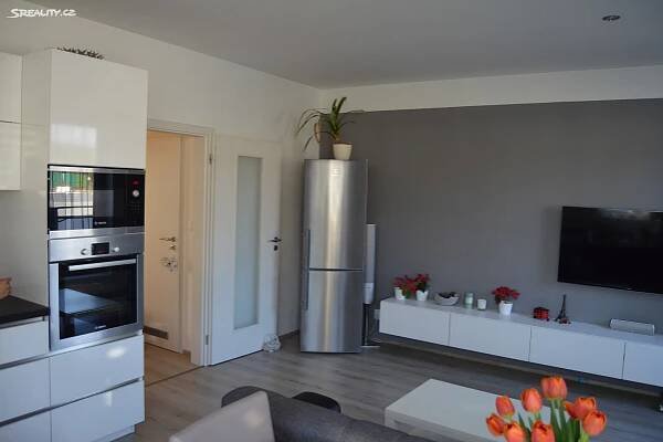 Pronájem bytu 3+kk 99 m², Pod Tratí, Včelná