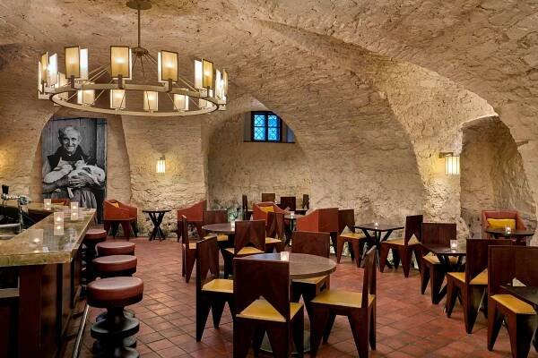 Restaurace v ubytování Augustine, a Luxury Collection Hotel, Prague