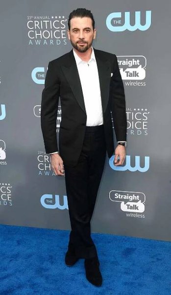 'Riverdale' 's Skeet Ulrich on His Career Comeback, Teenage Fanbase: 'It's the Strangest Thing'