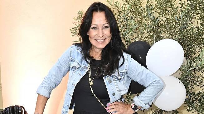Plavkové fotky už nejsou, co bývaly, říká Heidi Janků (61). Při pohledu na ni v bikinách stejně padnete!