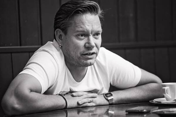 FOTOREPORT: Matěj Ruppert (Monkey Business) interview: U piva začínají všechny naše debaty