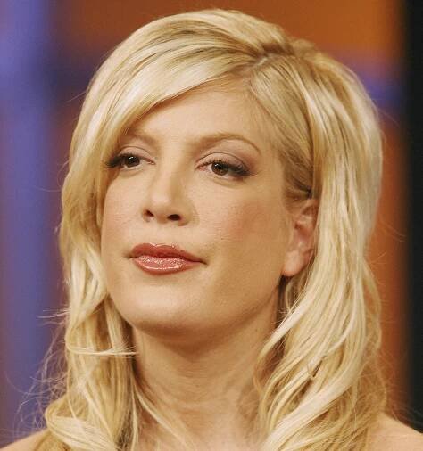 Tori spelling 2006