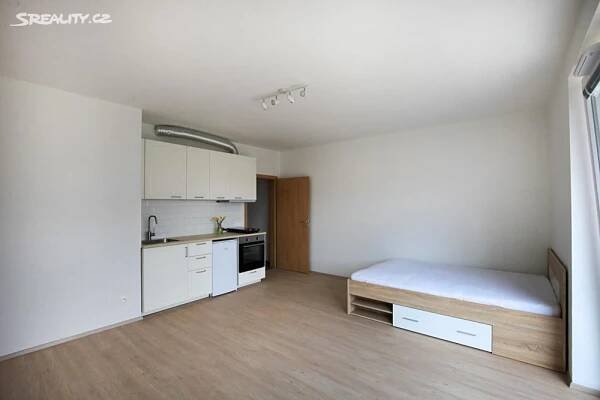Pronájem bytu 1+kk 35 m², Pšeničná, Hostivice