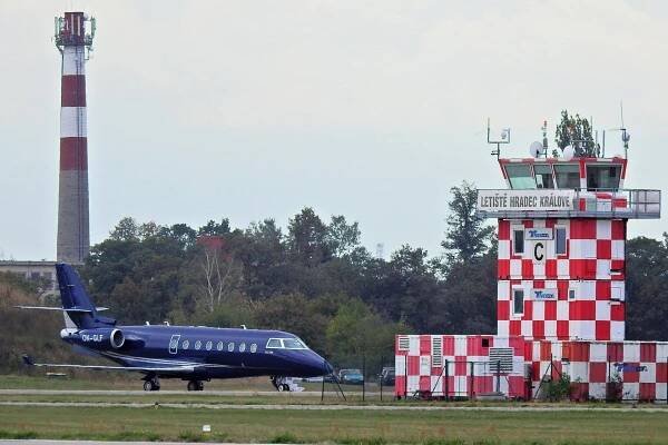 Letiště Hradec Králové | Charter Advisory