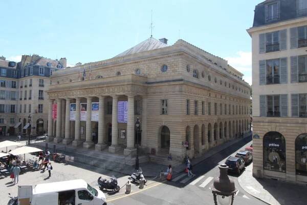 1 bedroom nearby Luxembourg Garden