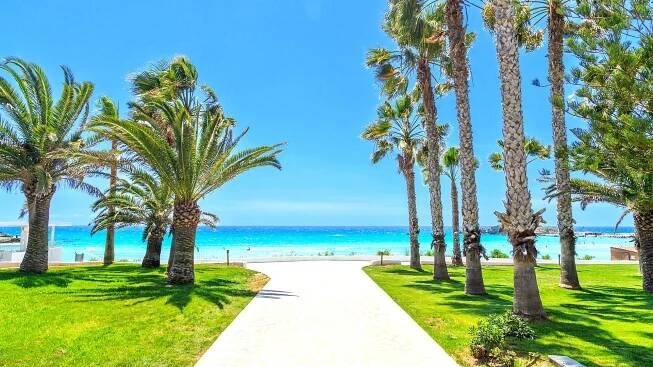 Larnaka, Kypr – dovolená 2025: svátky, zájezdy, all inclusive, last ...