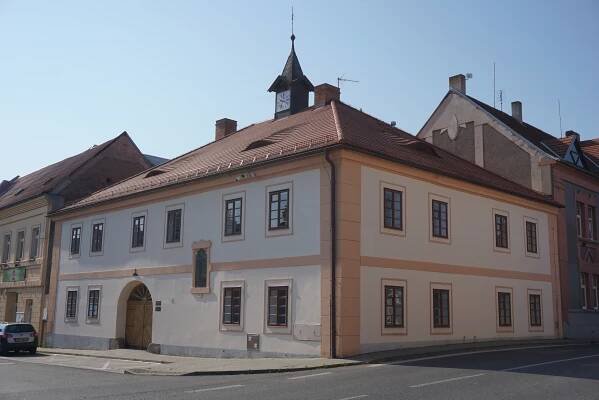 Soubor:Staňkov - radnice (4).jpg – Wikipedie