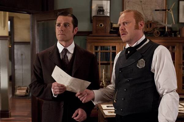 Případy detektiva Murdocha - Boháč a chudák - Z filmu - Yannick Bisson, Thomas Craig