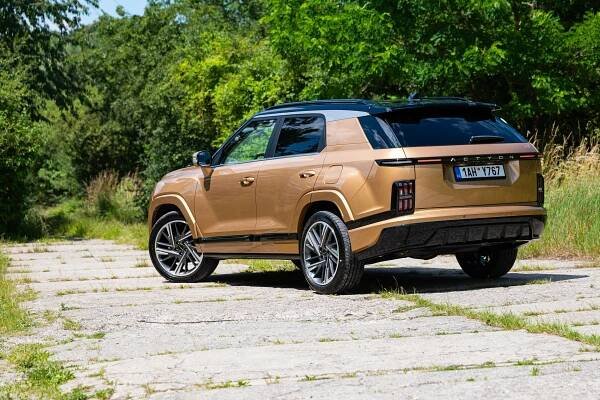 První ssangyong, který není ssangyong: Actyon je po strop vybavené auto za cenu základního Kodiaqu. Čechům bude chybět jediná věc