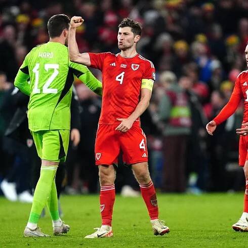 Ben Davies keen to prove doubters wrong as Wales target another major tournament