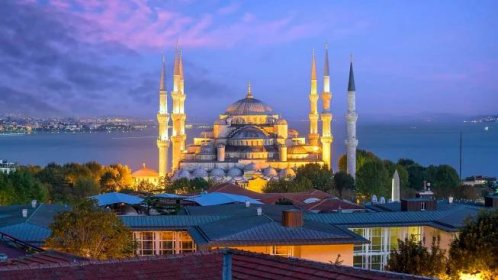 Mešity jsou přirozeným centrem dění