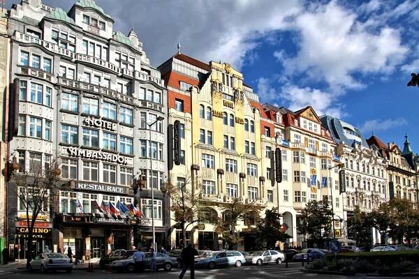 hotel Ambassador – Zlatá Husa Praha a okolí vlastní Snídaně