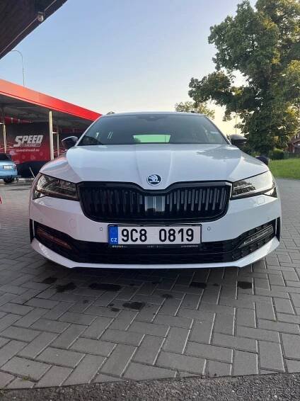 Skoda superb Sportline 4x4 - Karviná