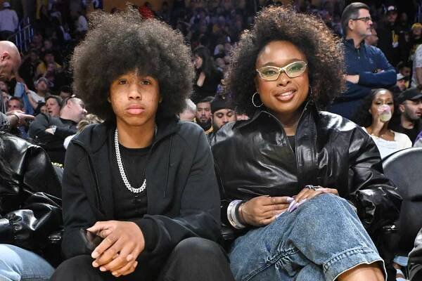 Jennifer Hudson and Son David, 15, Twin in Their Crocs as the Pair Sit Courtside at L.A. Lakers Basketball Game