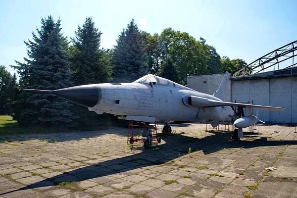 Krakov - letecké muzeum (LeteckeMotory.cz)
