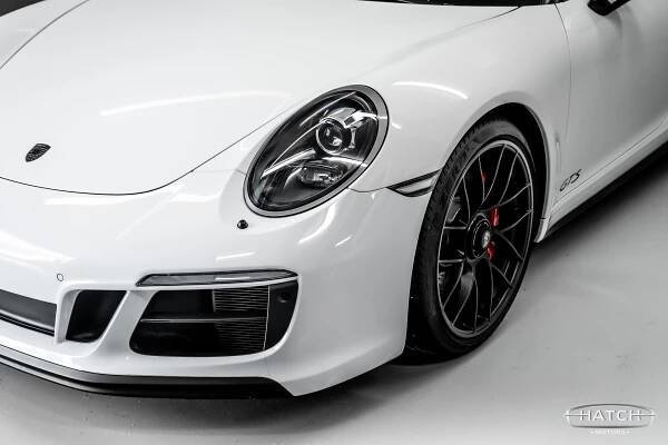 2017-porsche-911-targa4-gts12