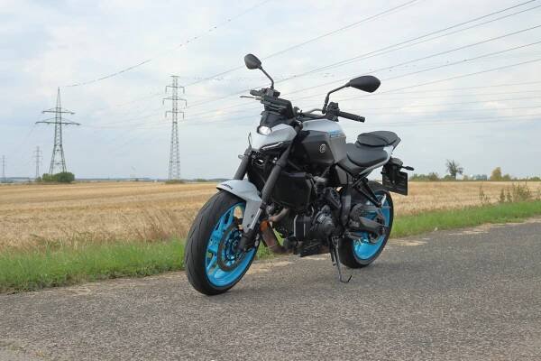 Test Yamaha MT-07: Nejoblíbenější naháč Evropy v novém. Překvapí, nebo zklame?