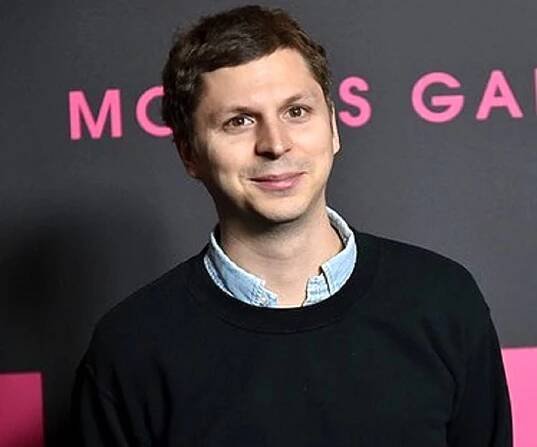 Michael Cera Biography - Facts, Childhood, Family Life & Achievements