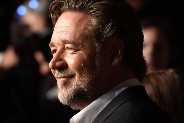 2563x1709 2563x1709 russell crowe widescreen wallpaper