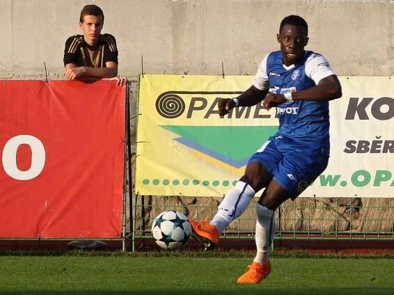 V prvním kole Fortuna národní lize se střetly celky 1. SC Znojmo FK (v modrém) - FK Varnsdorf.