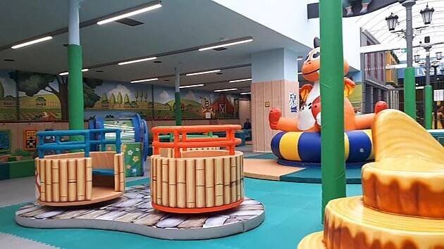 Z města duchů se stal FunPark, v Babylonu řádí děti v ponožkách