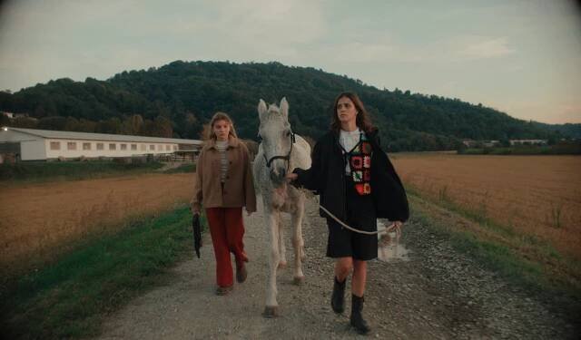 Amanda - Z filmu - Galatéa Bellugi, Benedetta Porcaroli