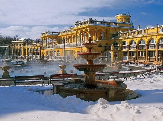 Széchenyi, léčebné termální lázně - Budapest | Thermal Hungary