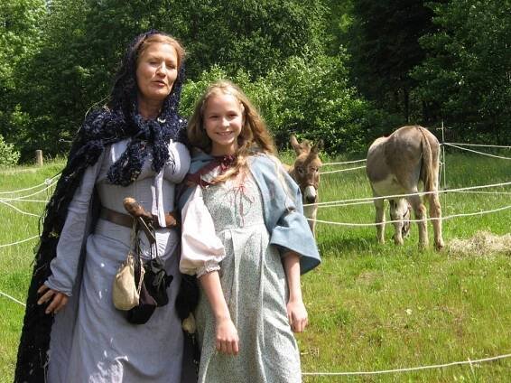 Suzanne von Borsody - Krásná Locika - Z natáčení